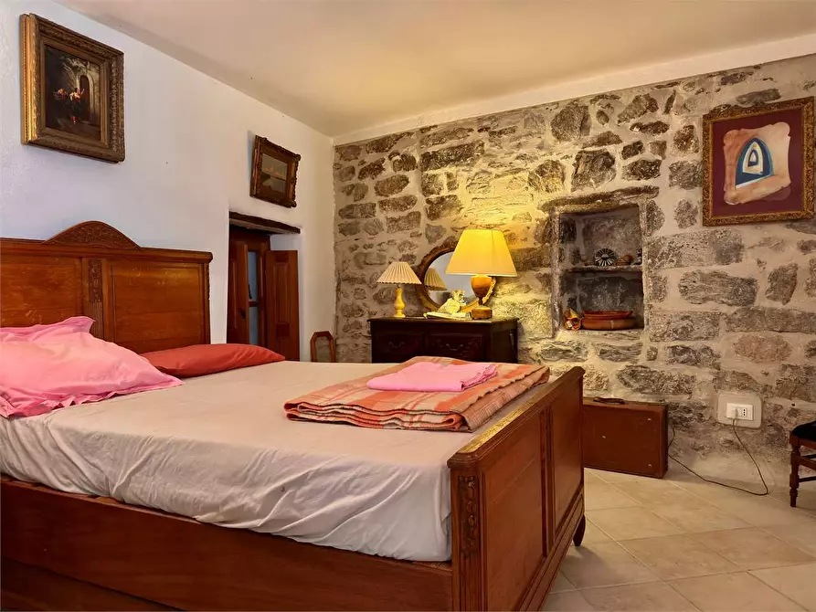 Immagine 70 di Casa indipendente in vendita  in Vico Limbo 1 a Pieve Di Teco