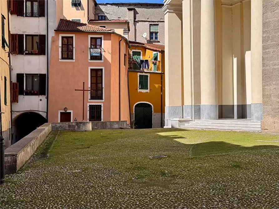 Immagine 1 di Casa indipendente in vendita  in Vico Limbo 1 a Pieve Di Teco