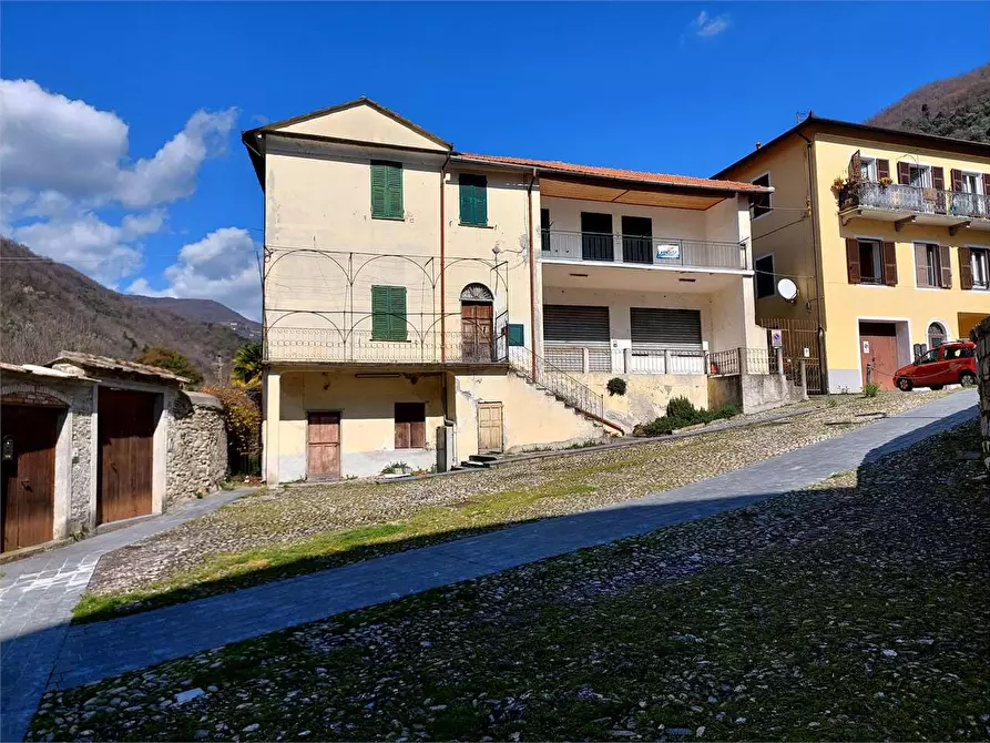 Immagine 51 di Casa indipendente in vendita  in Piazza Borrelli 10-11 a Pieve Di Teco