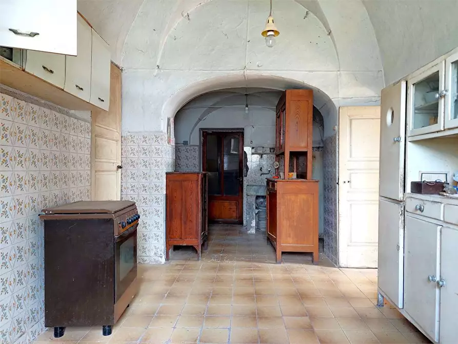 Immagine 12 di Casa indipendente in vendita  in Piazza Borrelli 10-11 a Pieve Di Teco