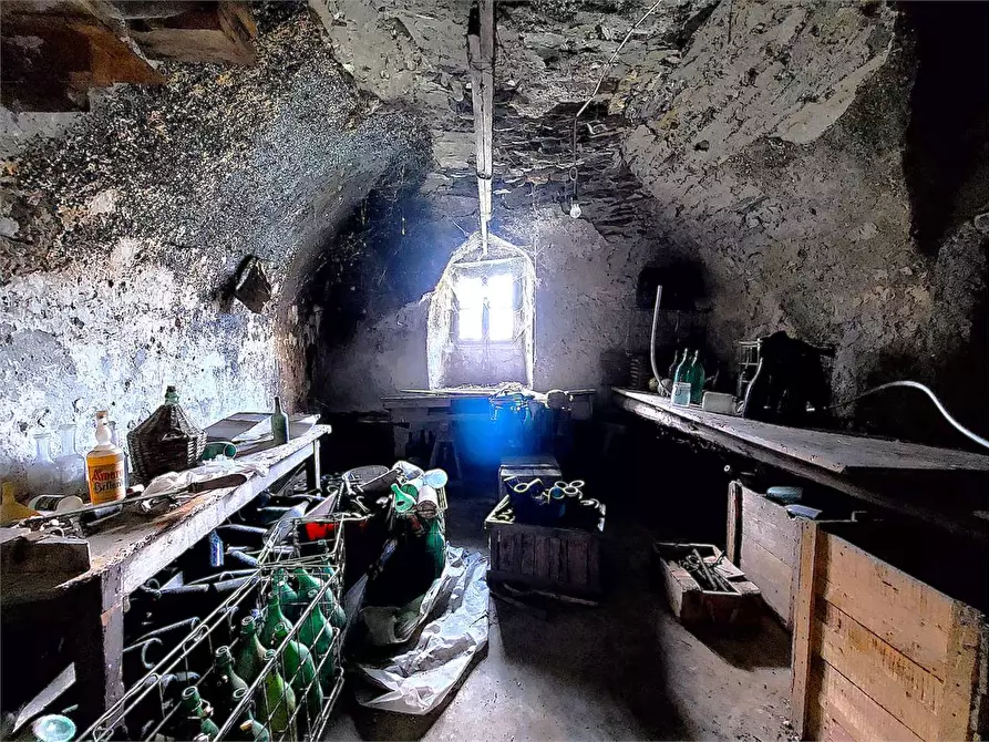 Immagine 19 di Casa indipendente in vendita  in Piazza Borrelli 10-11 a Pieve Di Teco