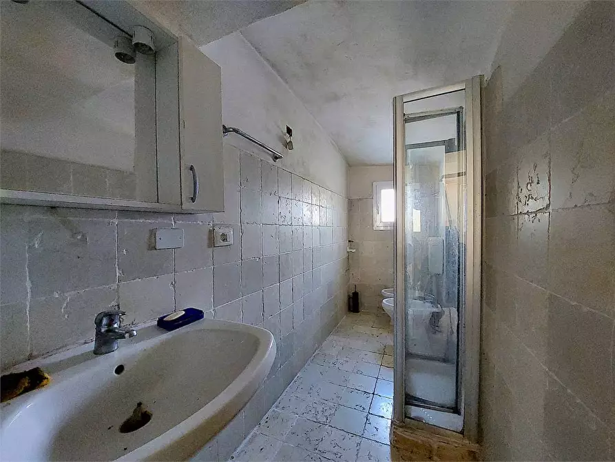 Immagine 10 di Casa indipendente in vendita  in Piazza Borrelli 10-11 a Pieve Di Teco