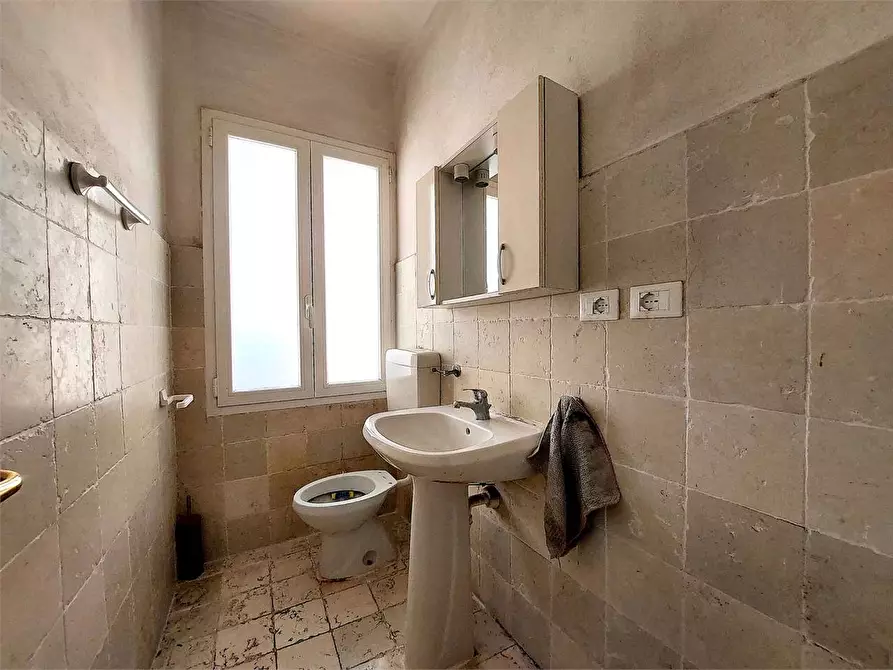 Immagine 40 di Casa indipendente in vendita  in Piazza Borrelli 10-11 a Pieve Di Teco