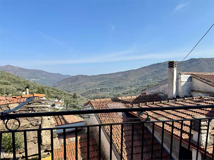 Immagine 4 di Casa indipendente in vendita  in Via Cristoforo Colombo 6 a Aurigo