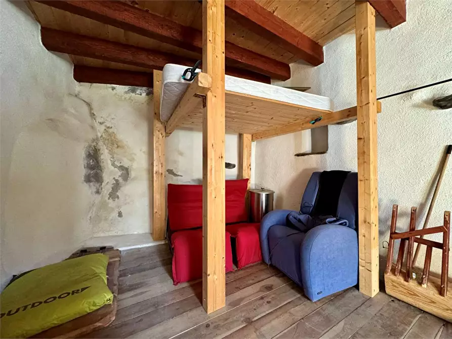 Immagine 19 di Casa indipendente in vendita  in Via Sant'Anna 29 a Pornassio