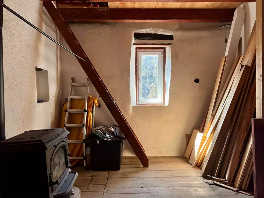 Immagine 15 di Casa indipendente in vendita  in Via Sant'Anna 29 a Pornassio