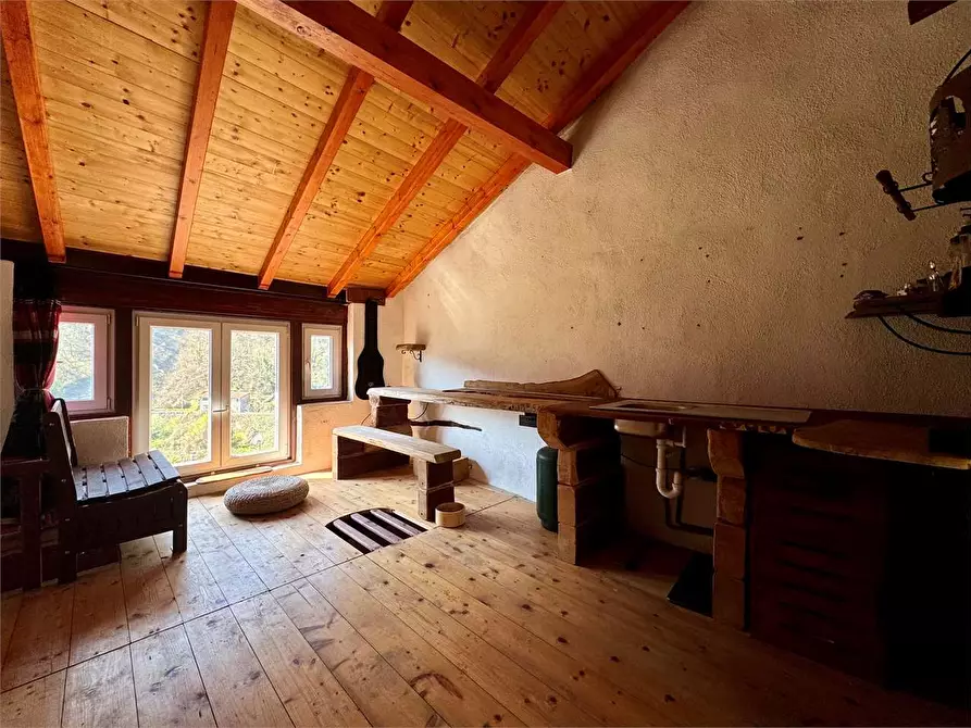 Immagine 3 di Casa indipendente in vendita  in Via Sant'Anna 29 a Pornassio