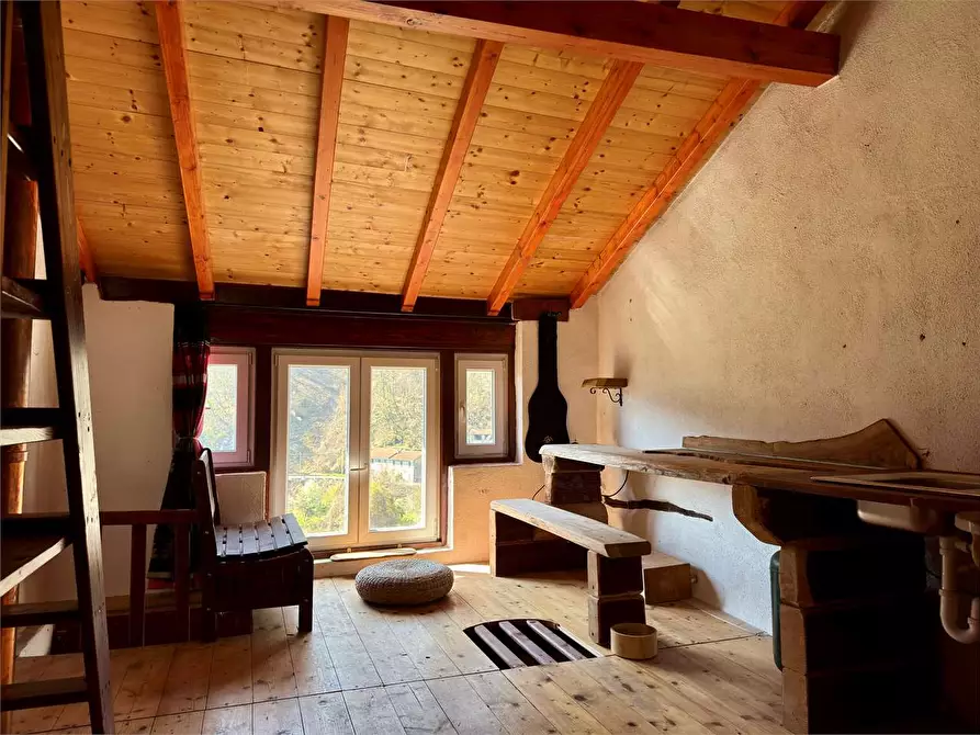 Immagine 6 di Casa indipendente in vendita  in Via Sant'Anna 29 a Pornassio