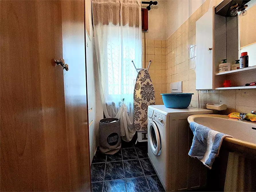 Immagine 26 di Appartamento in vendita  in Viale Piaggio a Ormea