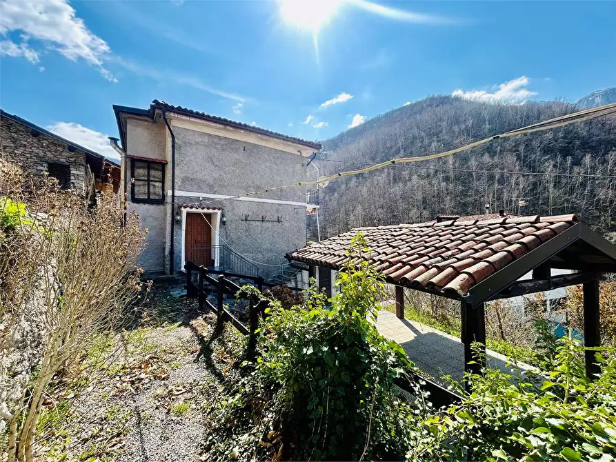Immagine 3 di Casa indipendente in vendita  in Frazione Barchi  12 a Garessio