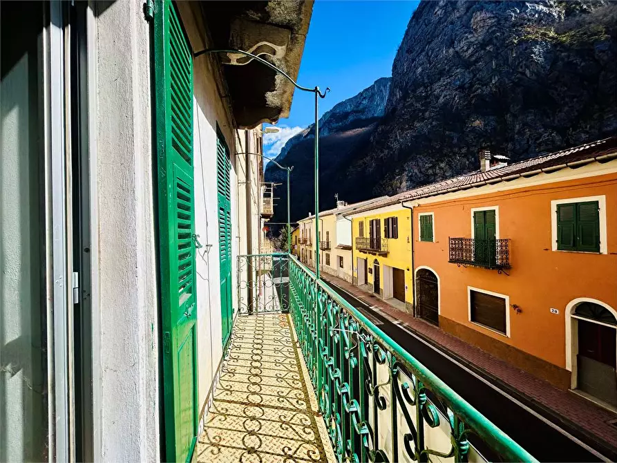 Immagine 8 di Appartamento in vendita  in Ponte di Nava  41 a Ormea