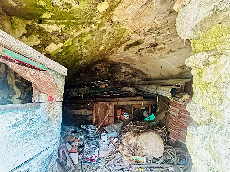 Immagine 10 di Rustico / casale in vendita  in Frazione Valdarmella  a Ormea