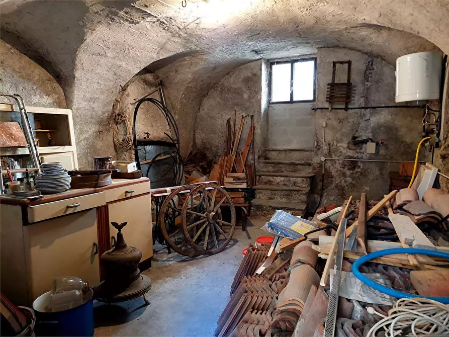 Immagine 36 di Casa indipendente in vendita  in Via Pelazza  38-40 a Ormea