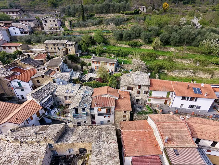 Immagine 2 di Casa indipendente in vendita  in Via Buenos Aires 8 a Rezzo
