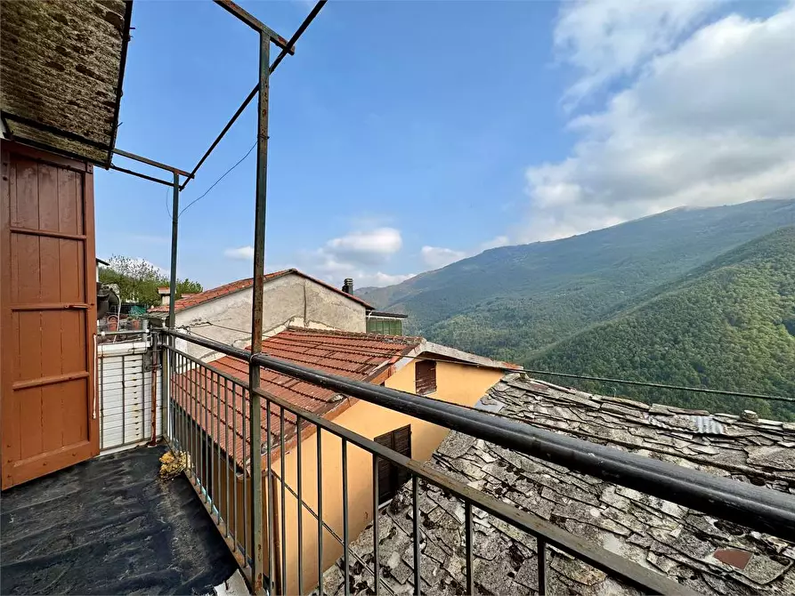 Immagine 7 di Casa indipendente in vendita  in Via Buenos Aires 8 a Rezzo