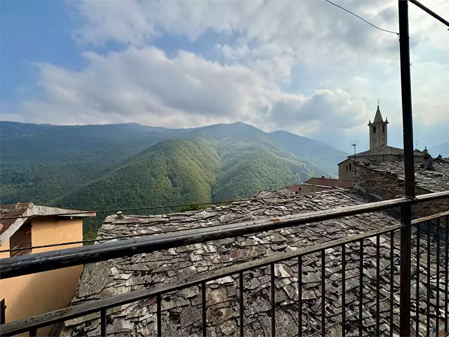Immagine 8 di Casa indipendente in vendita  in Via Buenos Aires 8 a Rezzo