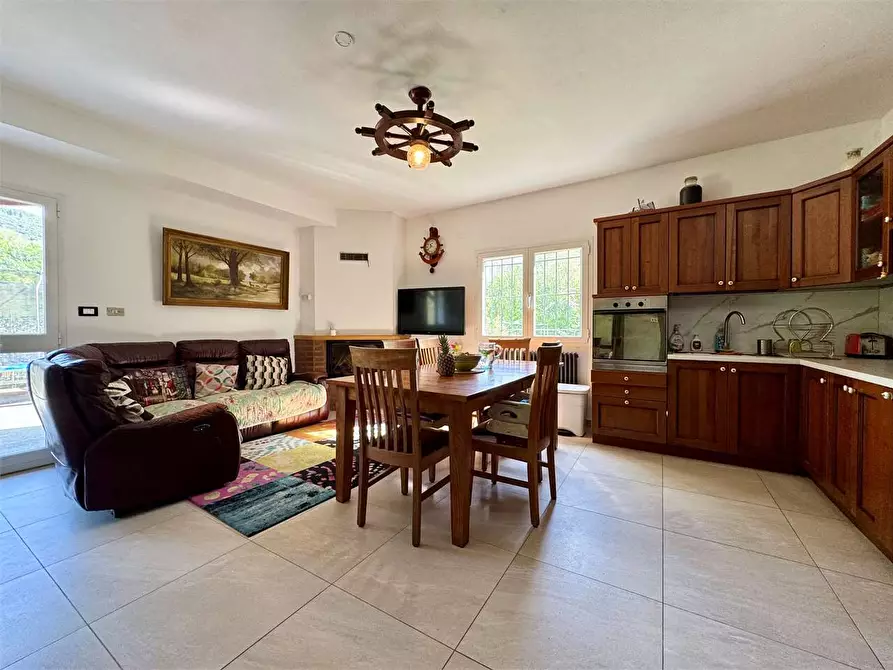 Immagine 16 di Villa in vendita  in Regione Prati Rossi 1 a Vessalico