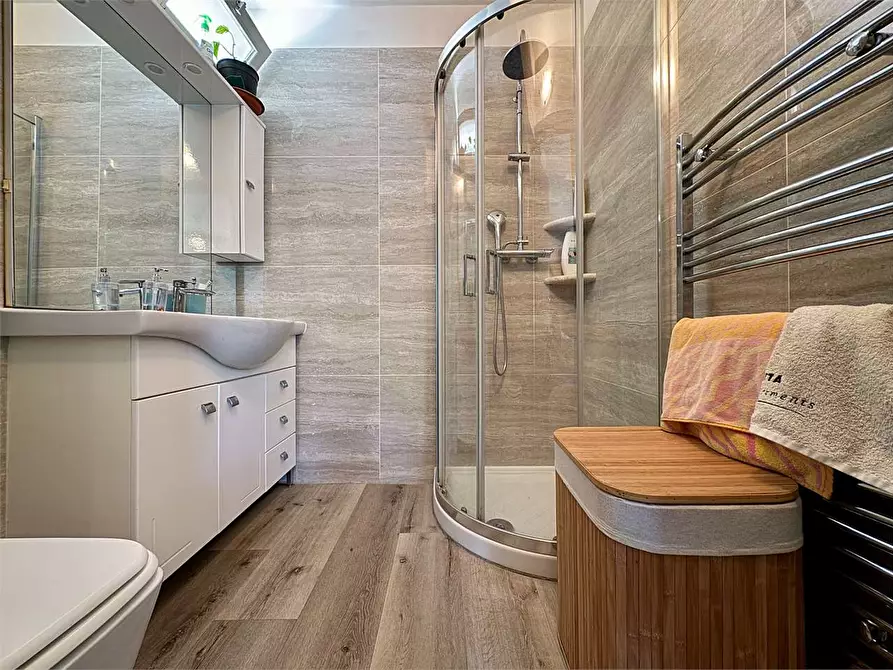 Immagine 31 di Villa in vendita  in Regione Prati Rossi 1 a Vessalico