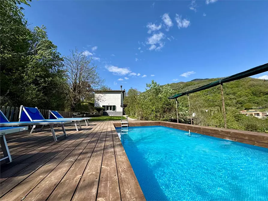 Immagine 4 di Villa in vendita  in Regione Prati Rossi 1 a Vessalico