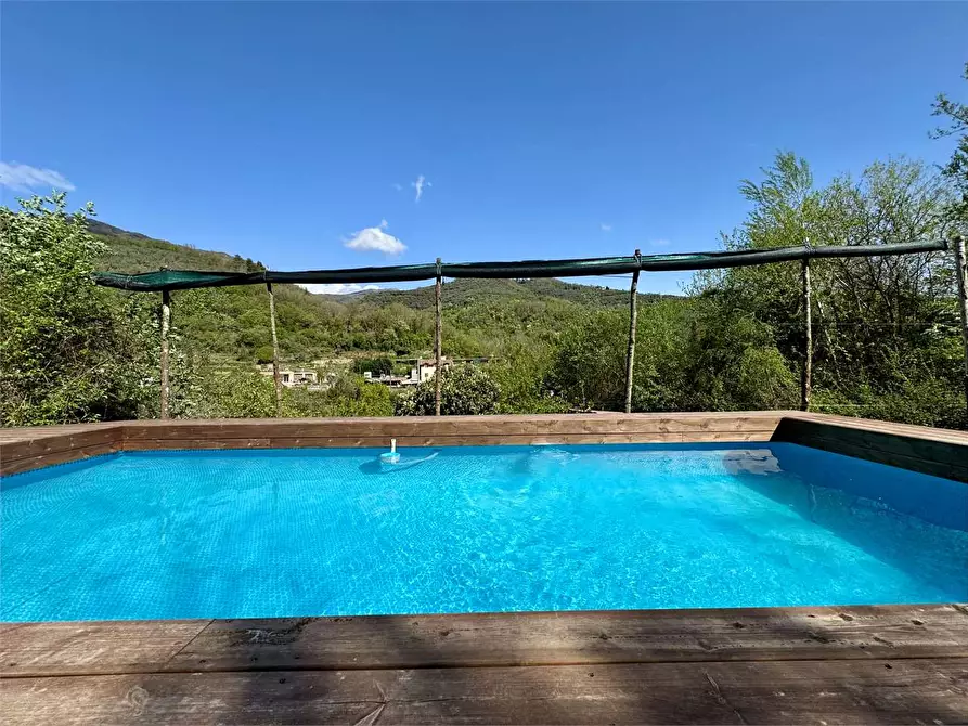 Immagine 2 di Villa in vendita  in Regione Prati Rossi 1 a Vessalico