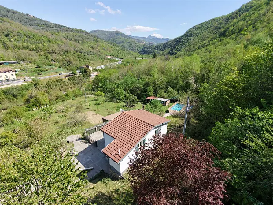 Immagine 53 di Villa in vendita  in Regione Prati Rossi 1 a Vessalico
