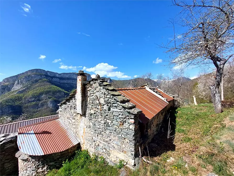Immagine 2 di Casa indipendente in vendita  in Borgata Sen Frazione Quarzina a Ormea