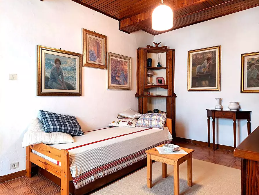 Immagine 18 di Maisonette in vendita  in Via Buenos Aires 3 a Rezzo