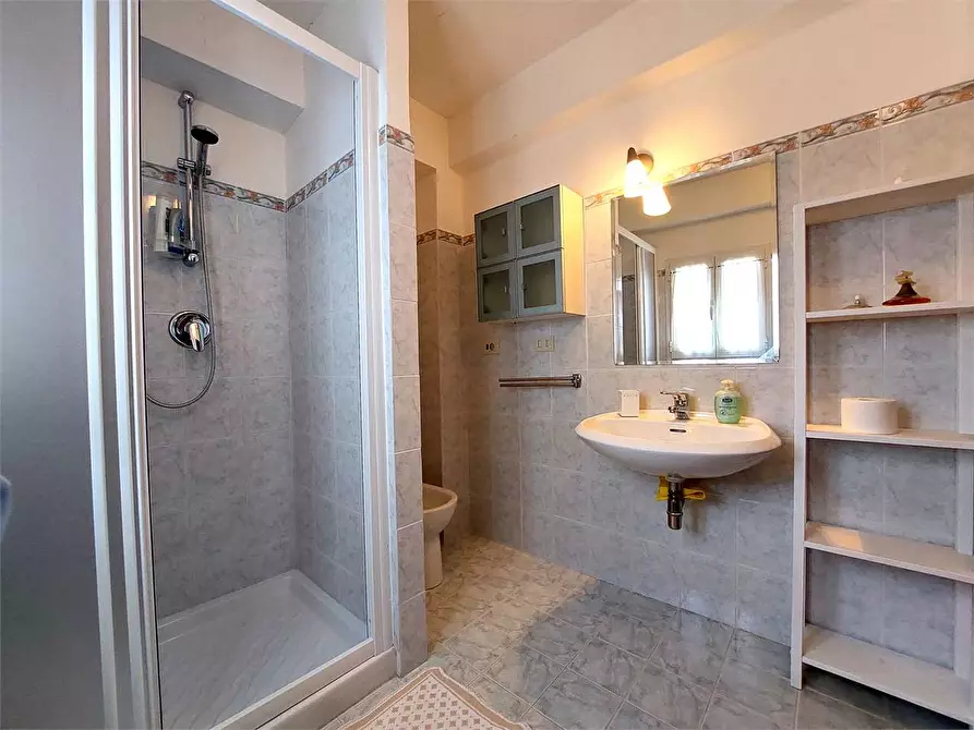 Immagine 44 di Maisonette in vendita  in Via Buenos Aires 3 a Rezzo