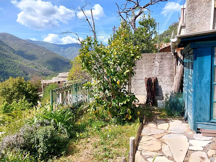 Immagine 53 di Maisonette in vendita  in Via Buenos Aires 3 a Rezzo