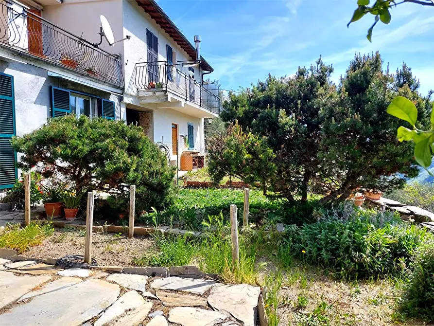 Immagine 58 di Maisonette in vendita  in Via Buenos Aires 3 a Rezzo