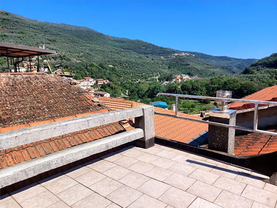 Immagine 2 di Appartamento in vendita  in Via Ramella Frazione Borgoratto 10 a Lucinasco