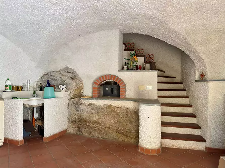 Immagine 46 di Porzione di casa in vendita  in Via San Lorenzo 25 a Pieve Di Teco
