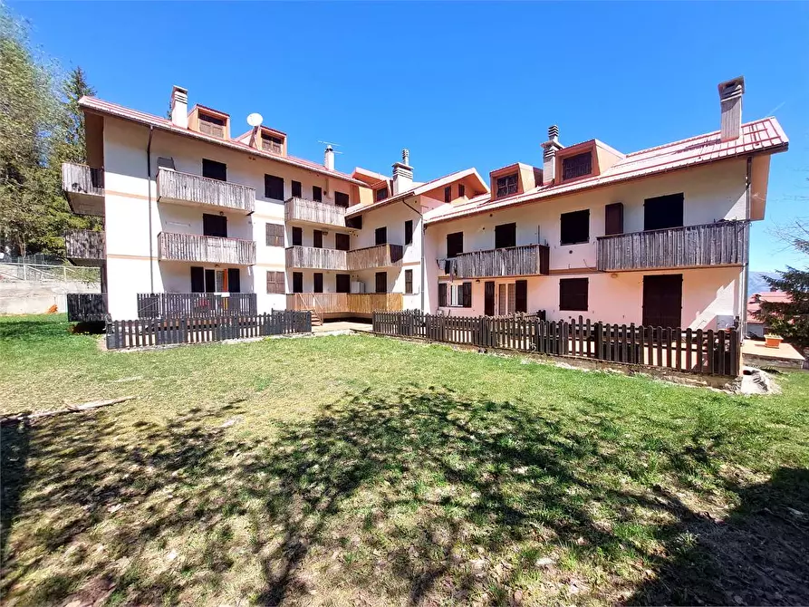 Immagine 1 di Appartamento in vendita  in Via Della Chiesa a Mendatica