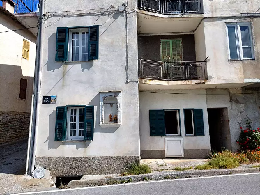 Immagine 2 di Appartamento in vendita  in Via Roma 10 a Cosio D'arroscia