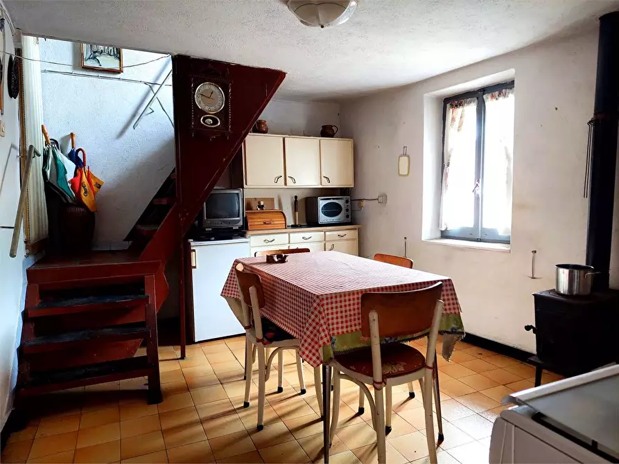 Immagine 32 di Appartamento in vendita  in Via Buenos Aires 8 a Rezzo