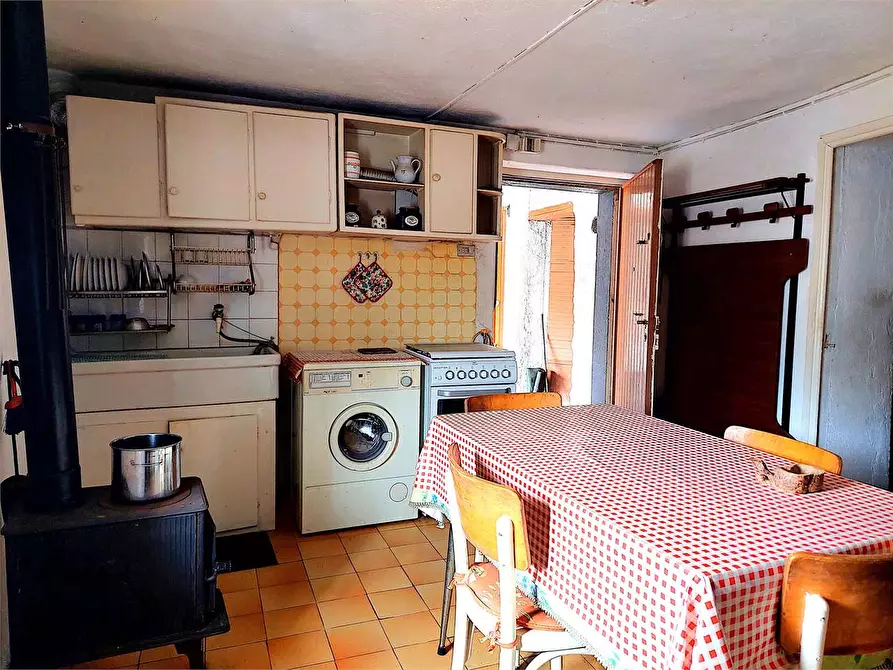 Immagine 37 di Appartamento in vendita  in Via Buenos Aires 8 a Rezzo