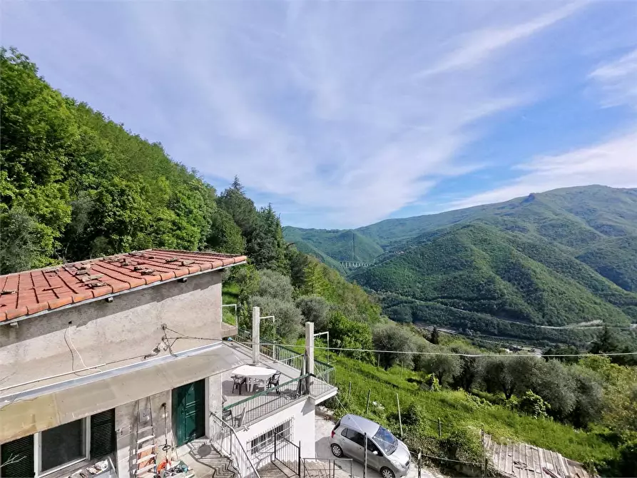 Immagine 5 di Villa in vendita  in Strada provinciale Lovegno 11 a Pieve Di Teco