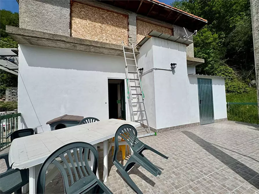 Immagine 31 di Villa in vendita  in Strada provinciale Lovegno 11 a Pieve Di Teco