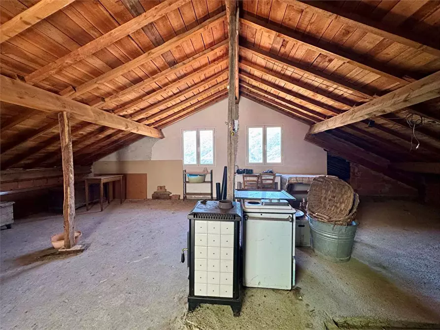 Immagine 60 di Casa indipendente in vendita  in Via Annunziata  47 a Pornassio