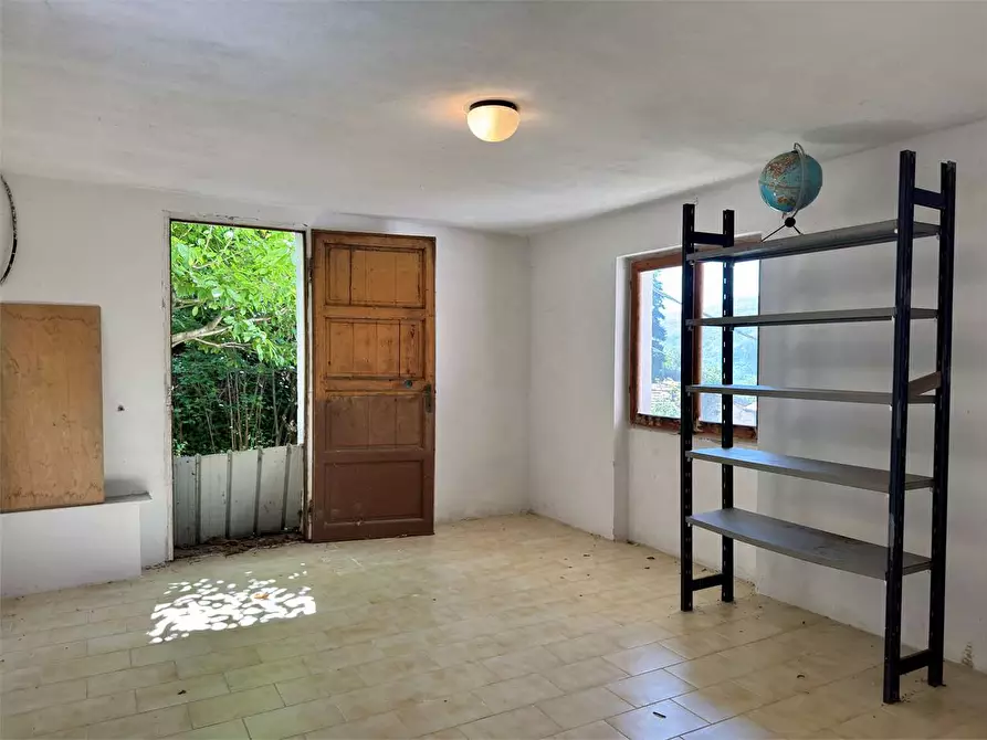 Immagine 68 di Casa indipendente in vendita  in Via Annunziata  47 a Pornassio