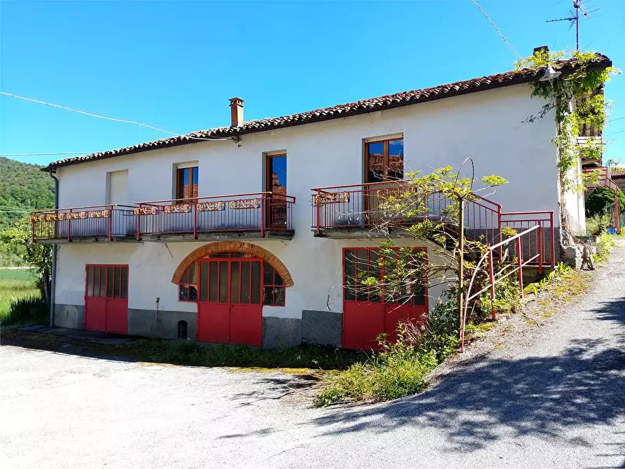 Immagine 2 di Casa indipendente in vendita  in Località Gerbioli a Bagnasco