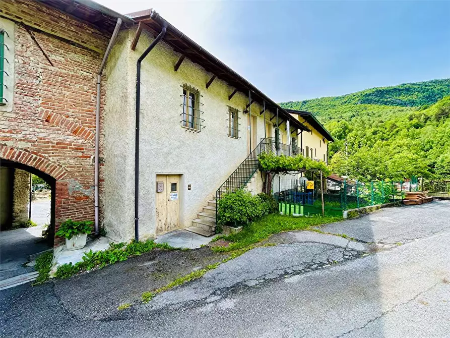 Immagine 32 di Casa indipendente in vendita  in Via Pian Dei Prati  a Garessio