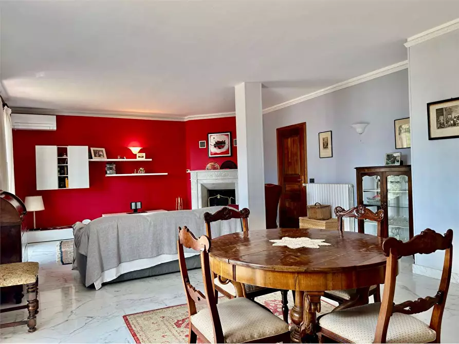 Immagine 13 di Villa in vendita  in Via Silvio Del Becchi a Pontedassio