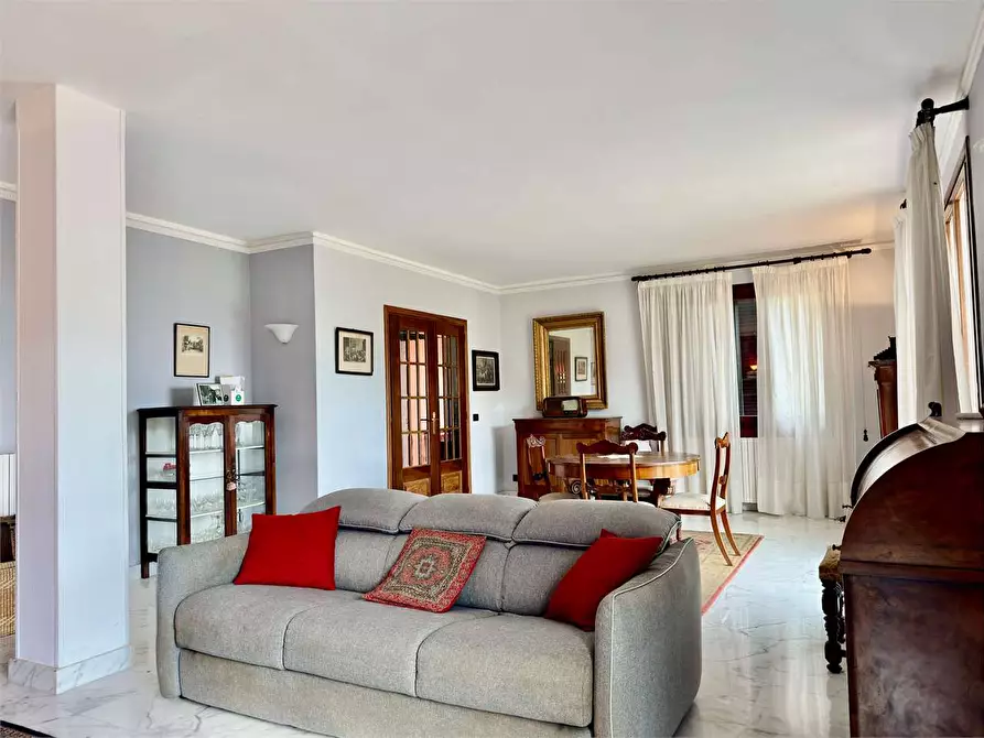Immagine 22 di Villa in vendita  in Via Silvio Del Becchi a Pontedassio
