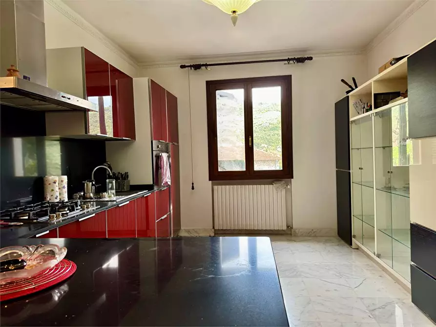 Immagine 28 di Villa in vendita  in Via Silvio Del Becchi a Pontedassio