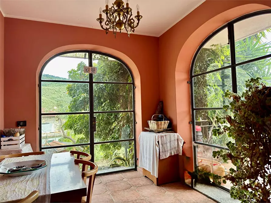 Immagine 2 di Villa in vendita  in Via Silvio Del Becchi a Pontedassio