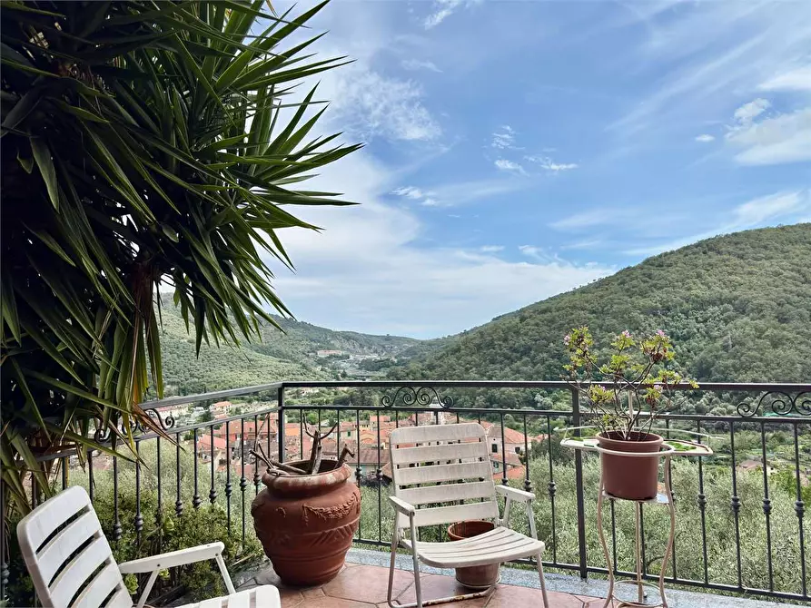Immagine 7 di Villa in vendita  in Via Silvio Del Becchi a Pontedassio