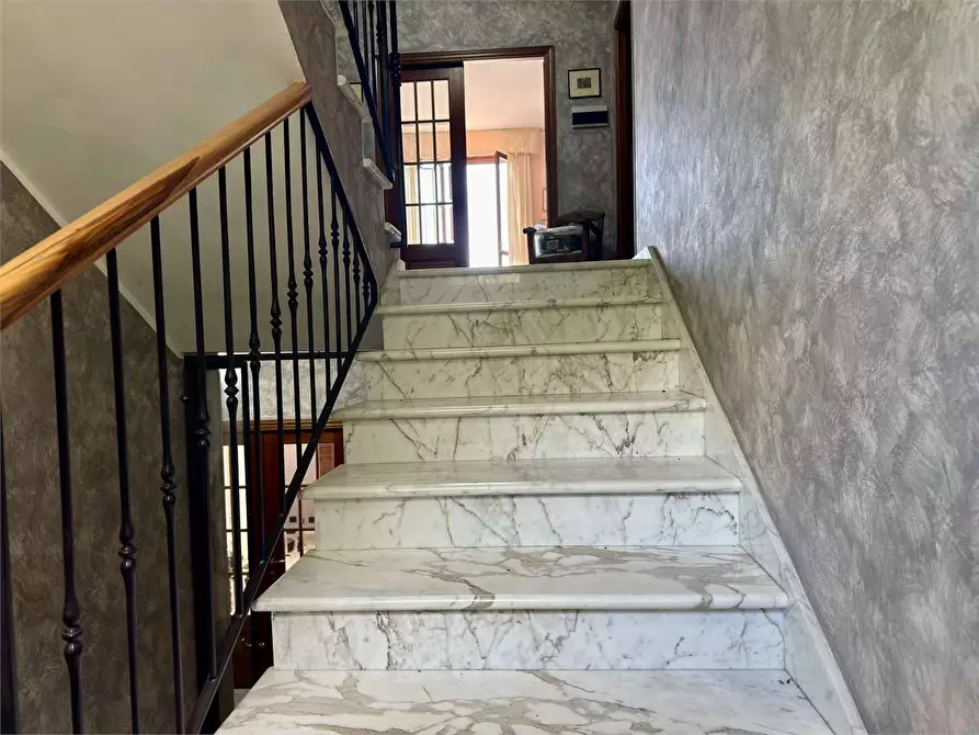 Immagine 34 di Villa in vendita  in Via Silvio Del Becchi a Pontedassio