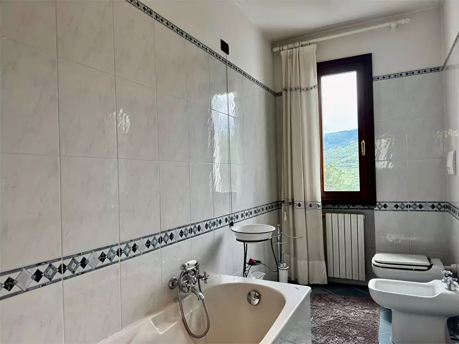 Immagine 61 di Villa in vendita  in Via Silvio Del Becchi a Pontedassio