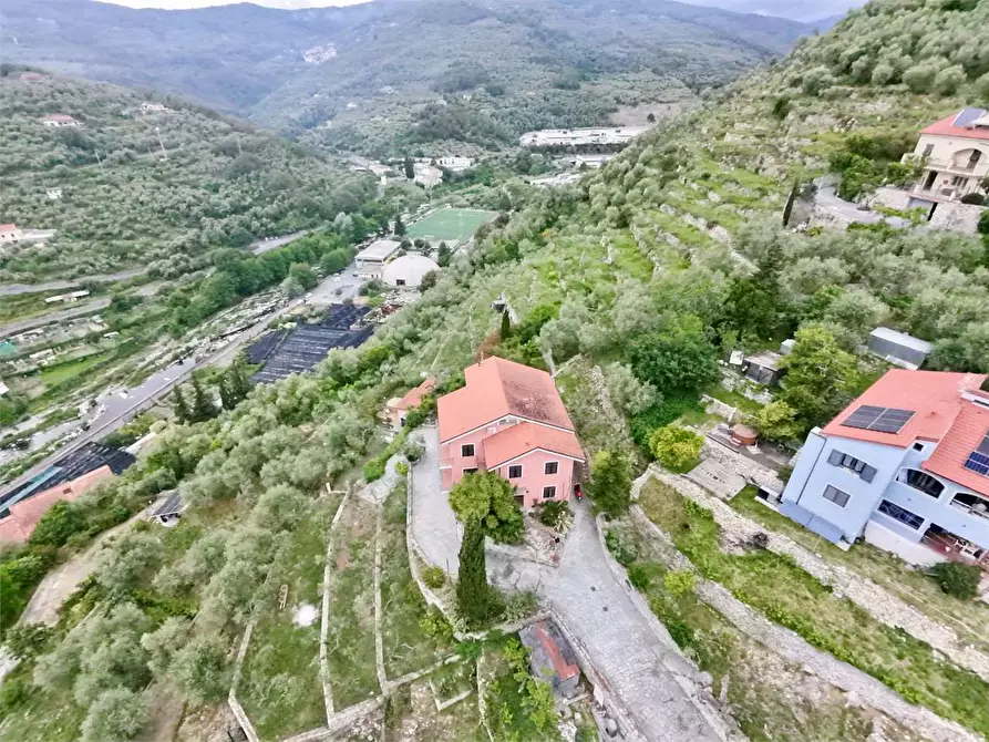 Immagine 77 di Villa in vendita  in Via Silvio Del Becchi a Pontedassio
